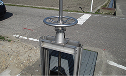 ステンレス製・平巻式巻上機