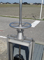 ステンレス製・水門巻上機+